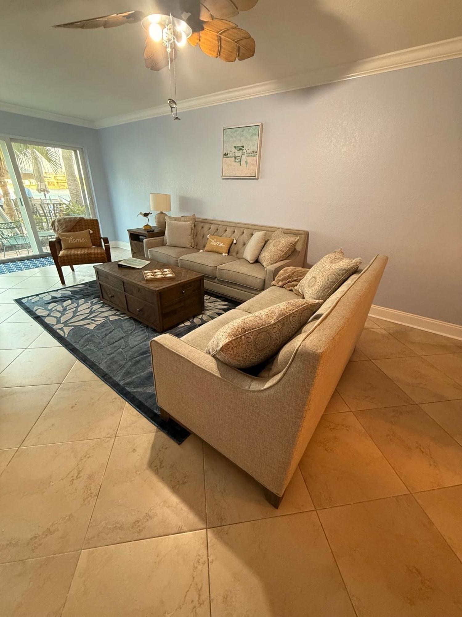 Treasure Island Beach, Fl Waterfront Condo Located Steps Away From The Intracoastal Waterway St. Pete Beach Ngoại thất bức ảnh